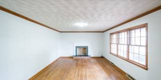 4 Bedroom || 3 Bathroom Home with Finished Basement Gallery 7