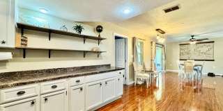 8134 Winthrop Dr Gallery 15