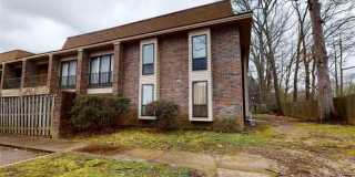 6633 S POPLAR WOODS Gallery 1