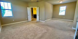 3 Bedroom 2.5 Bathroom Detached Condo in South Austin!! Gallery 24