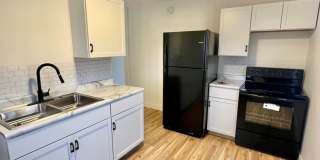 New Listing! 3 bedroom House! Gallery 4