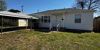 606 SW 26th Pl- HOT NEW LISTING! Gallery 1