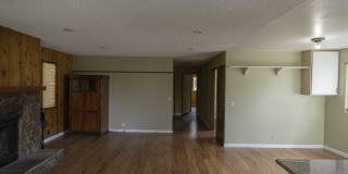 26425 Lake Forest Dr Gallery 9