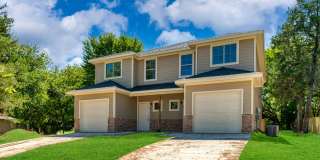 AVAILABLE NOW! 3 BEDROOM TRIPLEX LOCATED IN BONHAM, TEXAS! Gallery 1