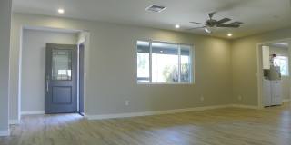 8337 E Meadowbrook Avenue Gallery 3