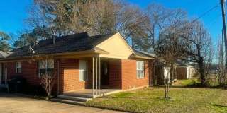 2052 North Robison Road Gallery 1