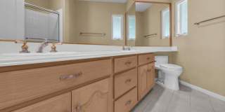 12 Bergamo Gallery 37