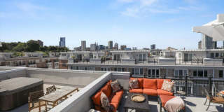921 VALENCIA Court Gallery 82