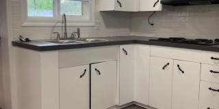 2718-2720 S. Stewart Gallery 9