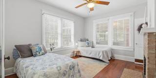 530 S JACKSON AVENUE Gallery 33