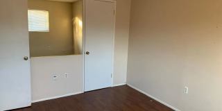 Affordable Condo Centrally Located in Riverside Gallery 5