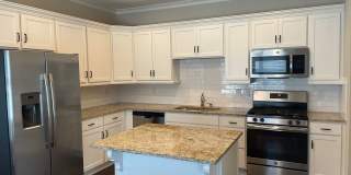 One level home with 2 Car Garage! Gallery 12