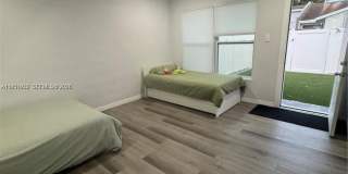 5482 S Lakewood Cir S Gallery 16