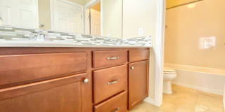Ultra-Efficient 3 Bed / 2.5 Bath Inspirada Home with Fully Paid-Off Solar Panels! Gallery 17