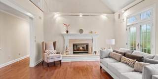 12 WINDERMERE WAY Gallery 13
