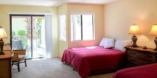 Beautifully Furnished Condo with Mountain Views Beautifully Furnished Condo with Mountain Views Gallery 4