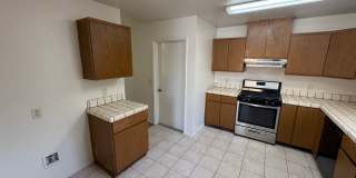 NW Visalia home available in a great neighborhood! available soon Gallery 22