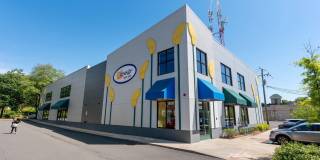 102 LOUNSBURY Place Gallery 31