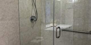 1400 Saint Charles Pl Gallery 5