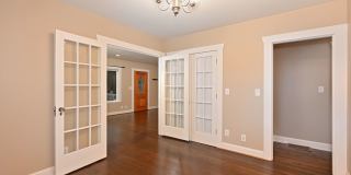 Charming 3 Bedroom/2 Bath Craftsman Home for Lease in Phinney/Greenlake Gallery 12