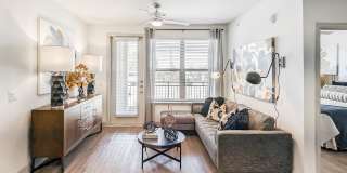 Varenna Lakeside Gallery 4