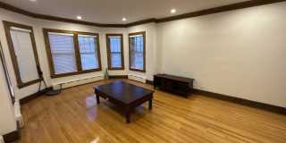 2437 W North Shore Avenue Gallery 3