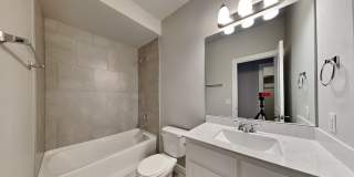 Stunningly Large 4 Bedroom 3 Bathroom 2 Car Garage Home in Oakdale School District (Neighborhood Park) Gallery 14