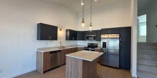3 Bedroom 3 Bathroom Townhomes Gallery 1