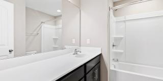 Modern Elegance in Brightleaf: 3-Bedroom Townhouse with Amenities Galore Gallery 35