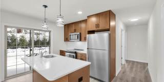 1513 Maple Street unit: 202 Gallery 5