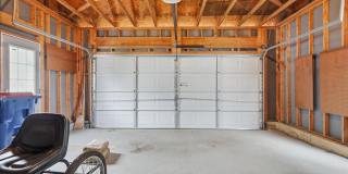 341 BULLSKIN Street Gallery 40