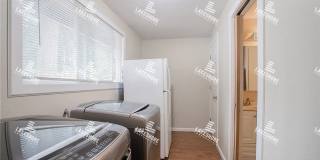 3 Bed 2 Bath Graham Home w/ Beautiful Kitchen Remodel! Gallery 21