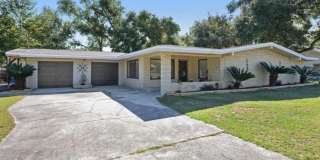 Large Home Close to the Beach!! Gallery 1