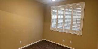 3 Bedroom Condo - Gated - Summerlin - Detached Garage- New Carpet Gallery 13