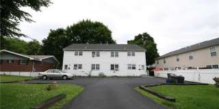 709 Line Street Gallery 1