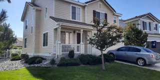 Beautiful 3 Bdrm, 2.5 bath Home in quiet neighborhood Gallery 1