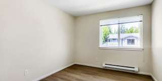 2 Bed 2 Bath Condo @ Desirable Community w/ Pool, Hot Tub & Exercise Room! Gallery 14