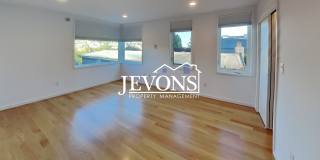 Luxury single-family home with inclusive water, sewer, and garbage Gallery 48