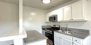 6944-6954 Coldwater Canyon Ave. Gallery 4