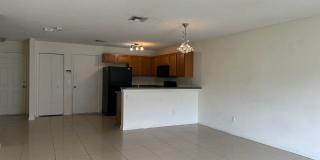 3 Bedroom Townhome in Gated Community Gallery 8
