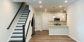 22486 RADFORD POINT Terrace Gallery 1