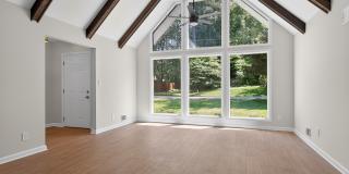 1480 Edinburgh Drive Gallery 6