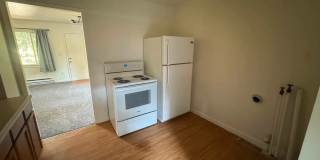 Cute 2 bedroom 1 bathroom Duplex Near National Ave Gallery 4