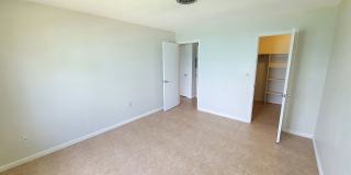 Cozy Beachside Condo in Cape Canaveral Including pool, basic cable, and water. Gallery 14