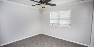 5313 25th Street Gallery 20