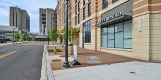 GREAT LOCATION!! Stunning 3BD/3.5BA luxury 4-level townhouse! Gallery 81