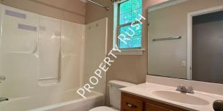 1620 Hickory Place Gallery 23