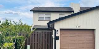 600 Waverly Lane Gallery 1