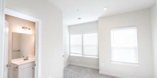 1 - 2816 Evansgreen Dr, Gallery 9