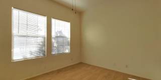 Beautiful 4 Bedroom, 2 Bath In The NW! Beautiful 4 Bedroom, 2 Bath In The NW! Gallery 13
